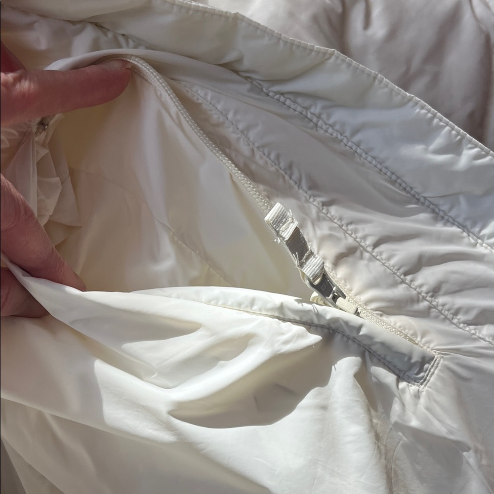EUC Lands' End cream Goosedown winter Jacket - Picture 16 of 16